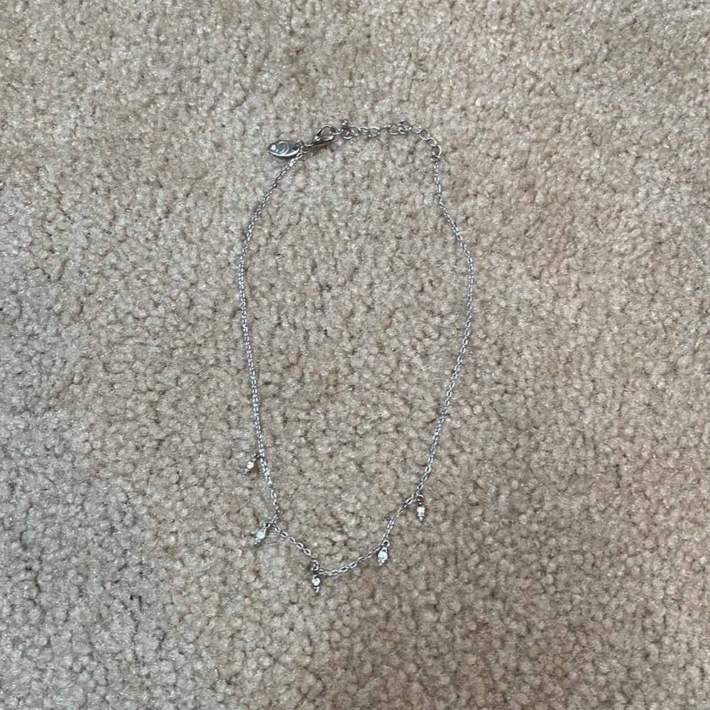 Hanging Feather Necklace